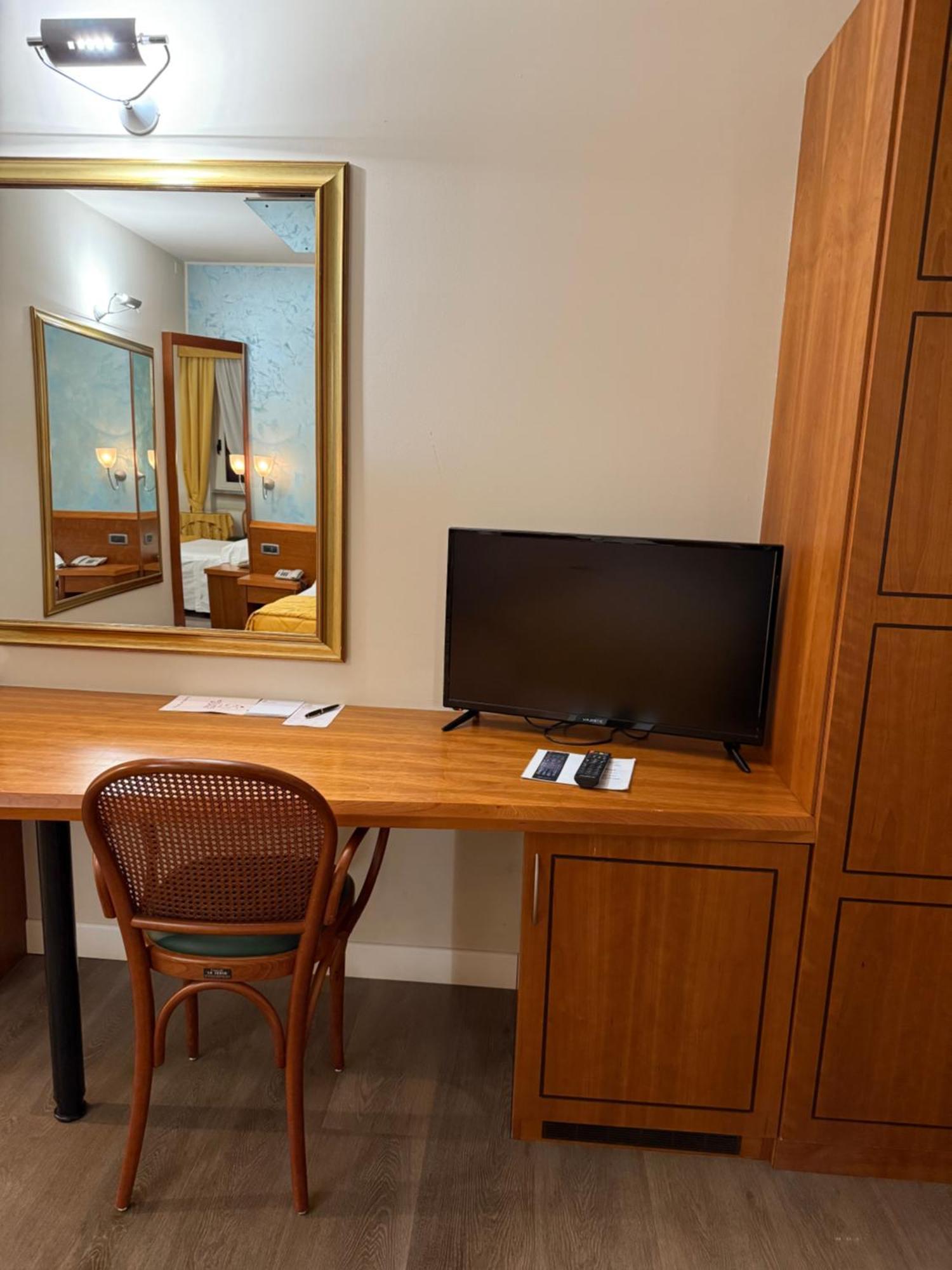 Hotel Motel Sporting Montodine Buitenkant foto
